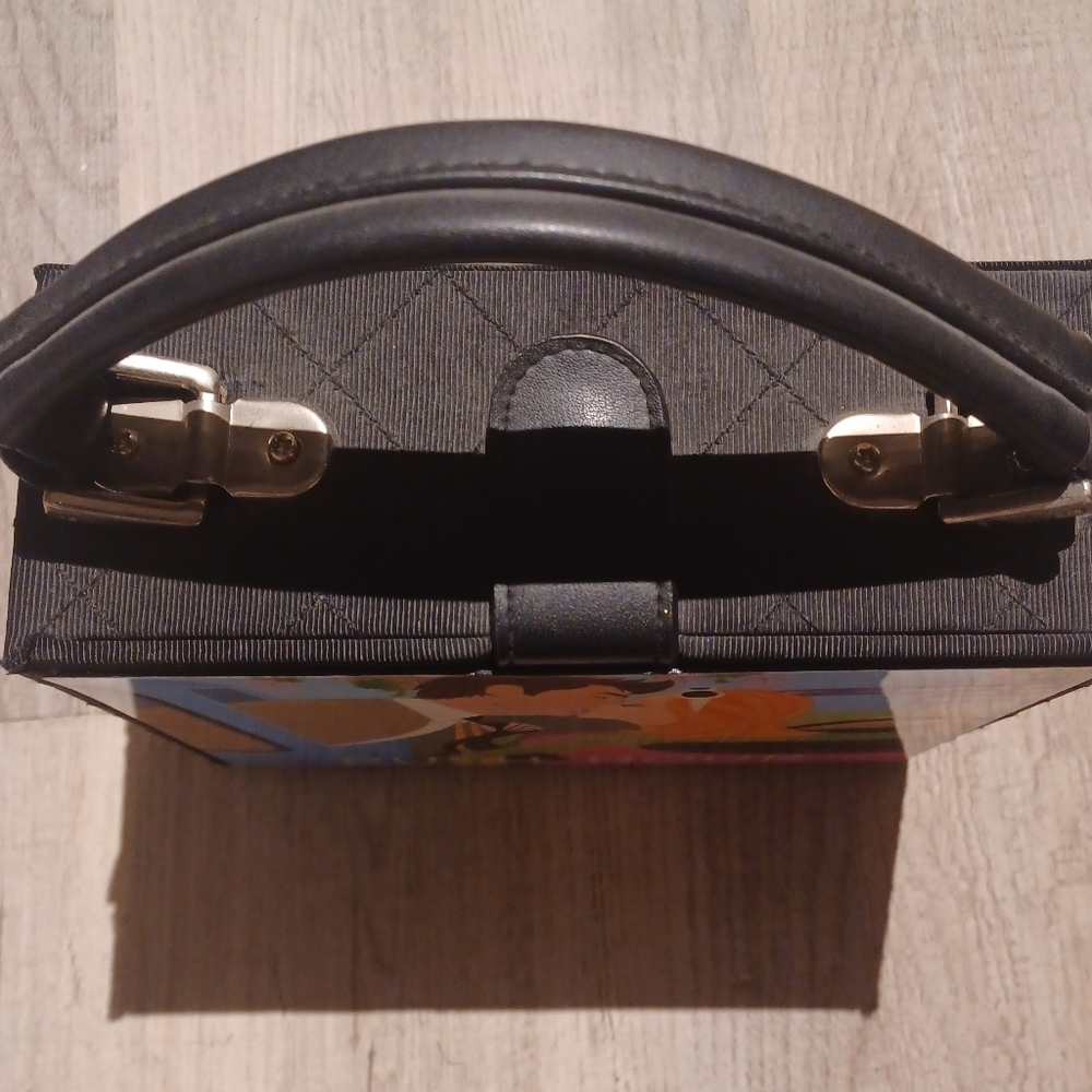 Rush Hour Handbag - Picture 4 of 5